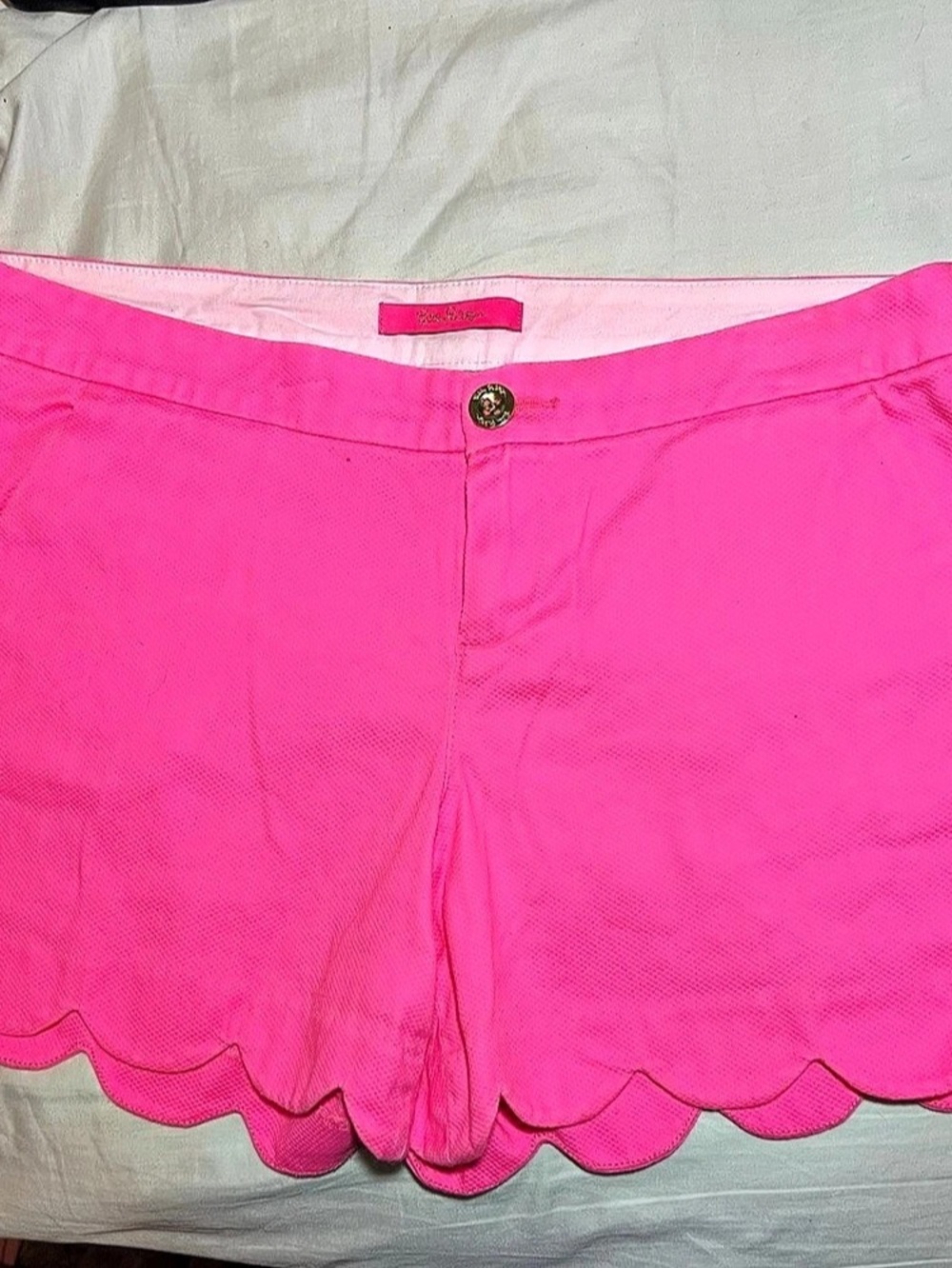Lilly Pulitzer Buttercup Scalloped Shorts Pink Size 10